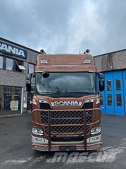 Scania R660A6X4NB Tractor Units