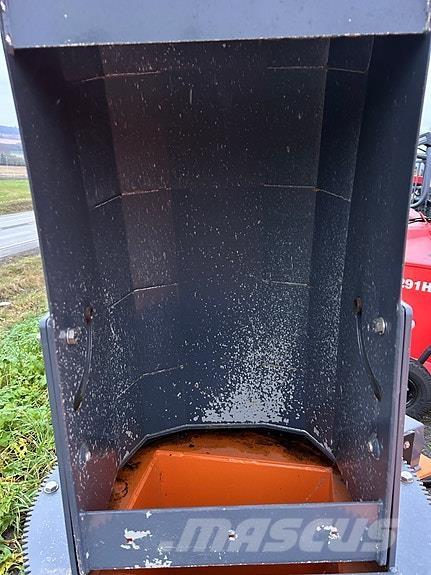 Snowline V-2500 General purpose trailers