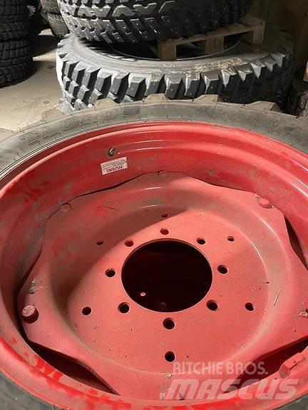 Taurus Point8 Tyres, wheels and rims