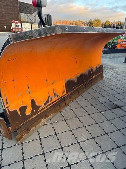 Tellefsdal 2,7m Snow blades and plows