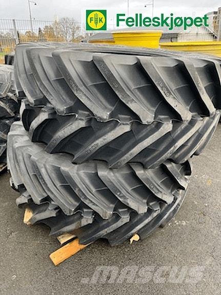 Trelleborg TM1060 Tractors