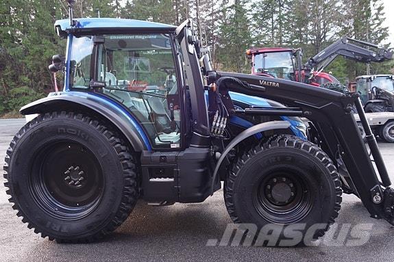 Valtra G125 Aktive Tractors