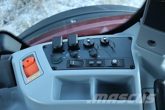 Valtra N174 Versu Tractors