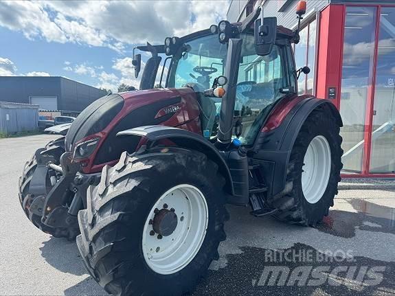 Valtra N174D Tractors