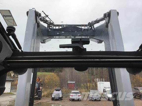 Valtra N174D Tractors