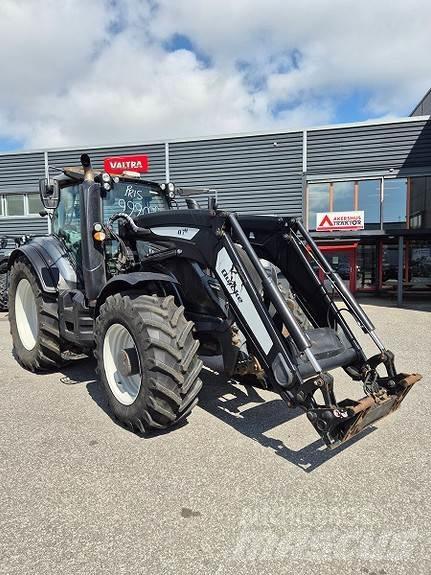 Valtra T 234 Versu Tractors
