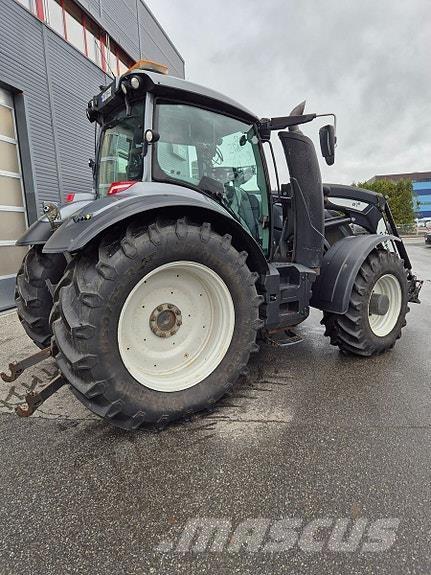 Valtra T 234 Versu Tractors