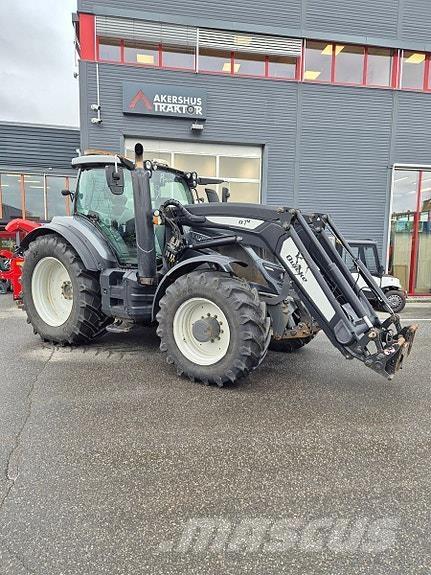 Valtra T 234 Versu Tractors