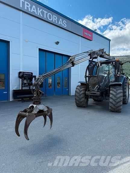 Valtra T194V Tractors