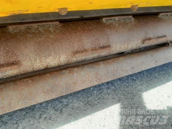Vama 3500L Sand and salt spreaders