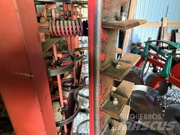   Other tillage machines and accessories