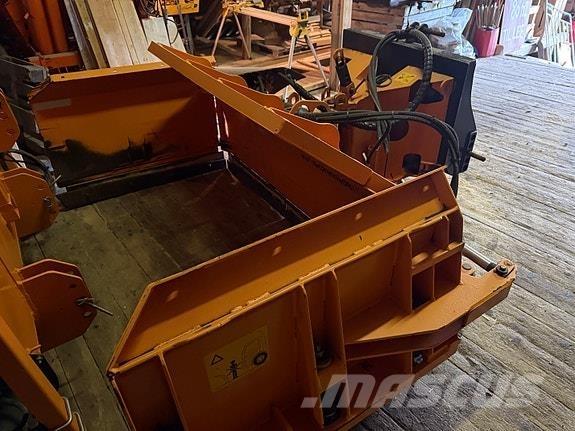   Snow blades and plows