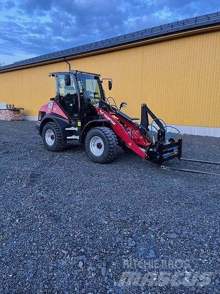 Yanmar V7 Tyres, wheels and rims