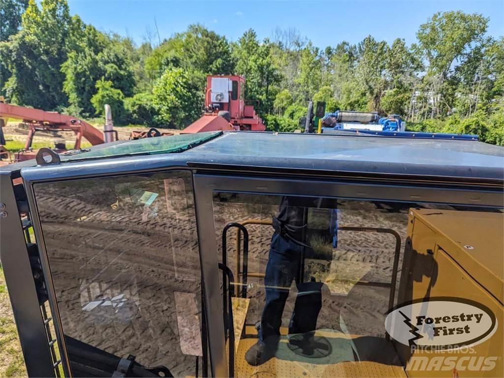 CAT 559D Knuckleboom loaders