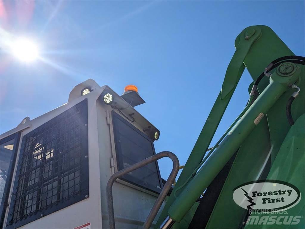 Sennebogen 830E Knuckleboom loaders