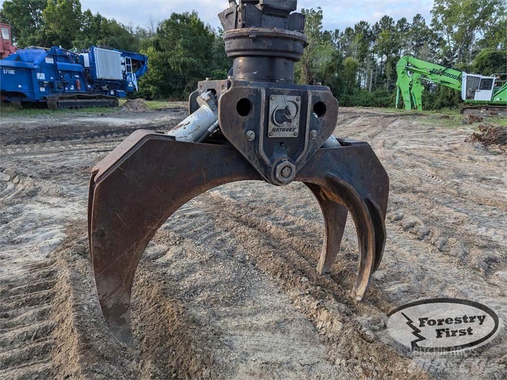 Sennebogen 830E Knuckleboom loaders