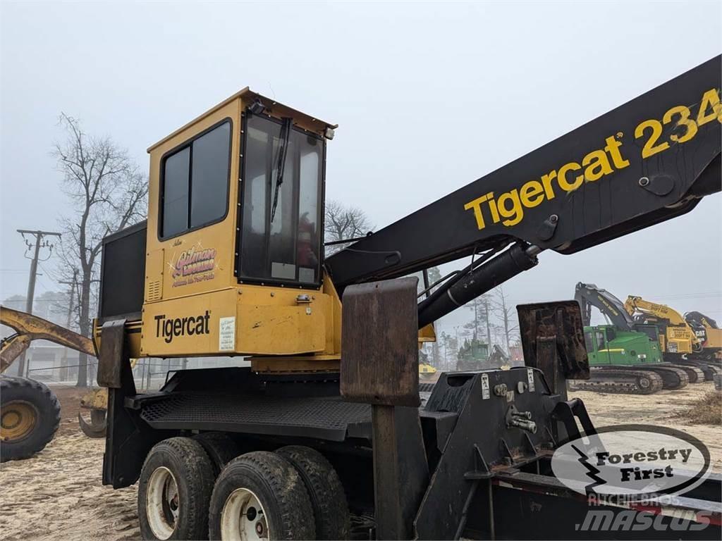 Tigercat 234 Knuckleboom loaders