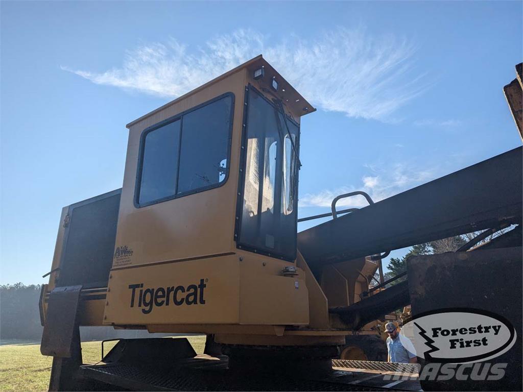 Tigercat 234B Knuckleboom loaders