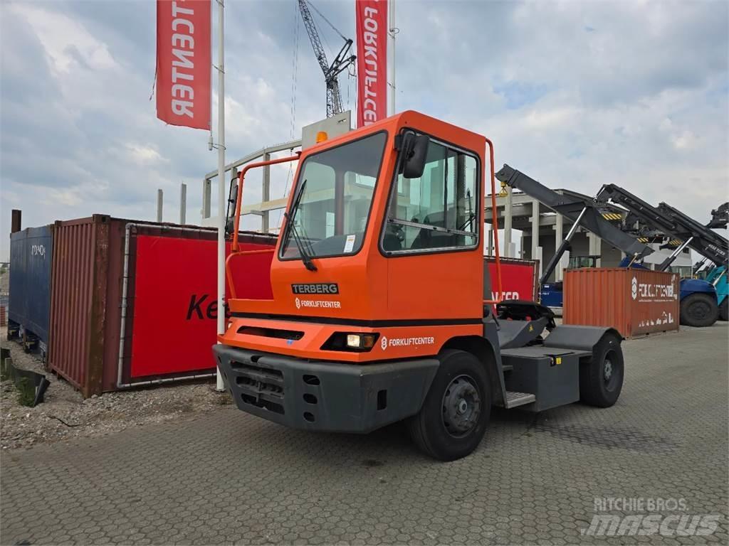 Terberg YT182 Terminal tractors