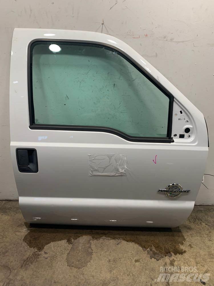 Ford F750 Transportation - Others