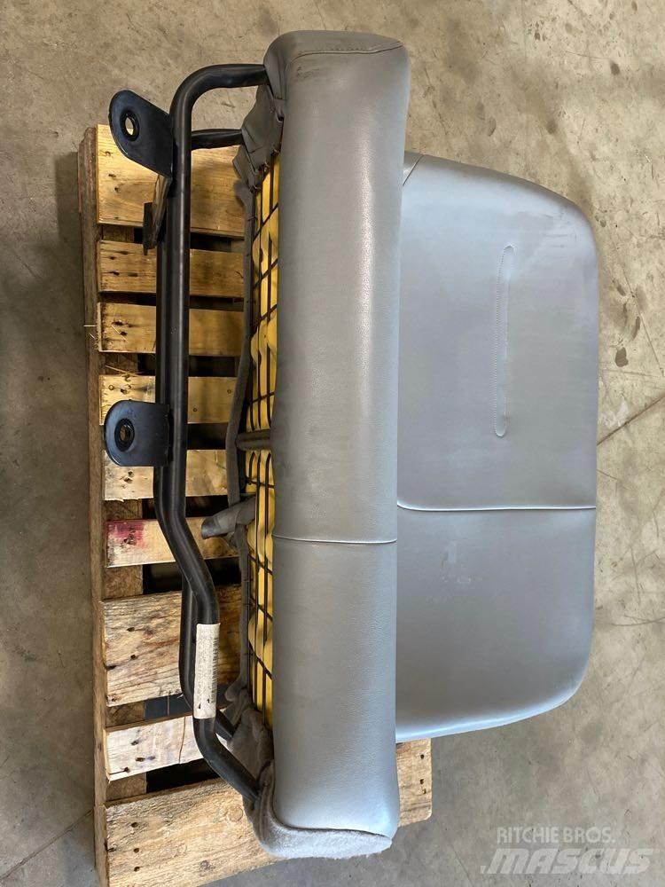 Ford F750 Transportation - Others