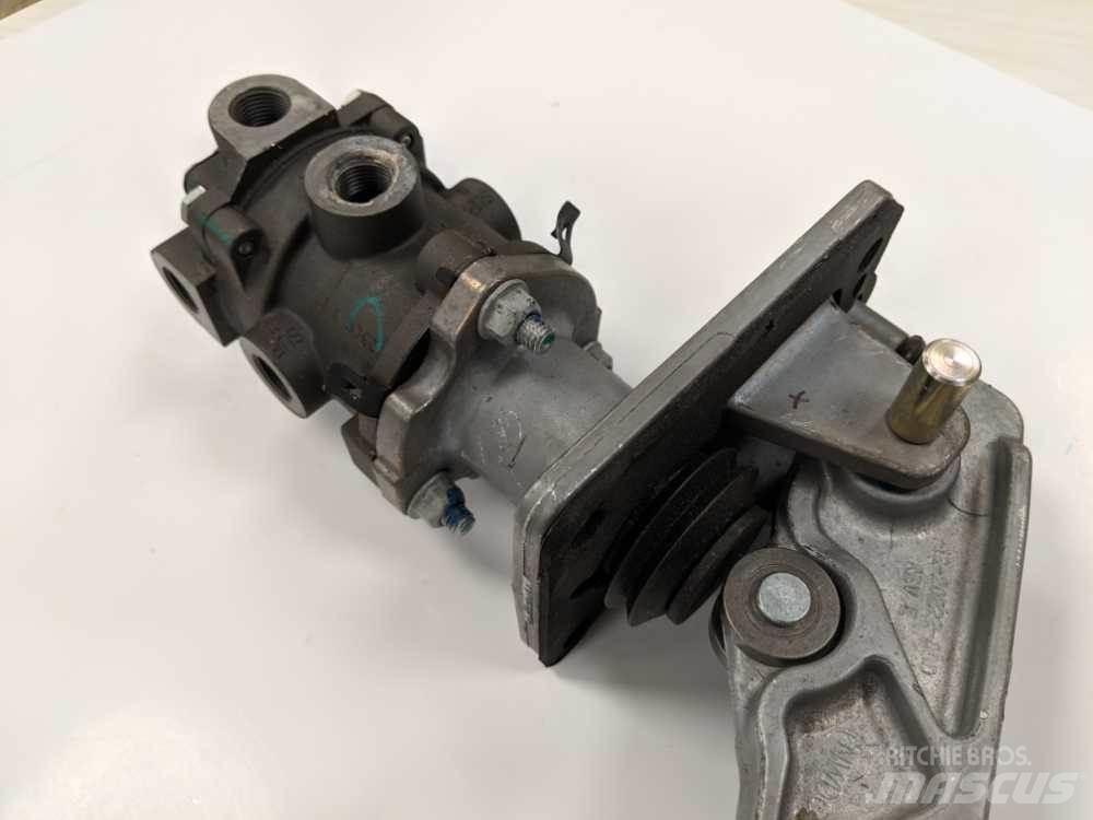 Meritor  Brakes