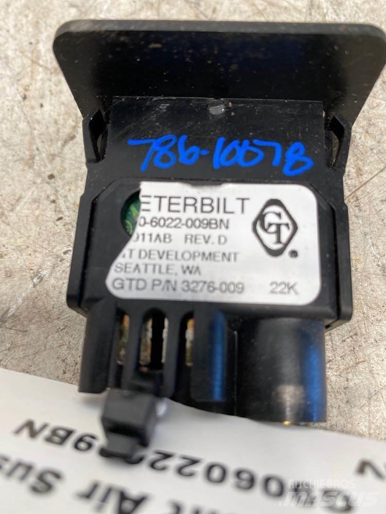 Peterbilt  Electronics