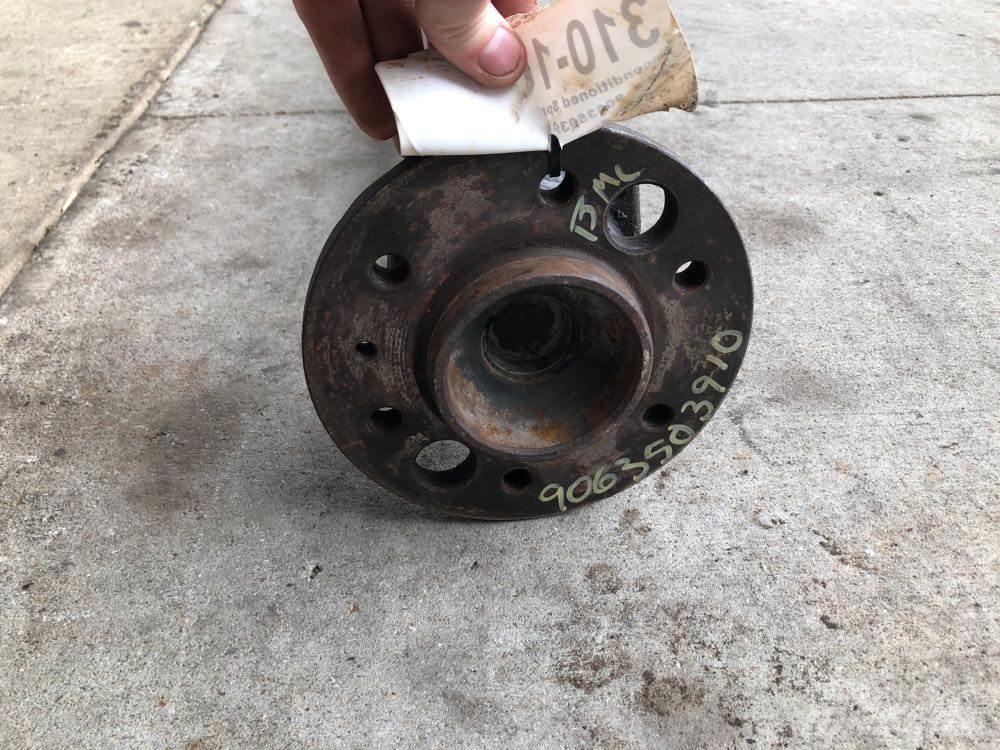  Sprinter Axles