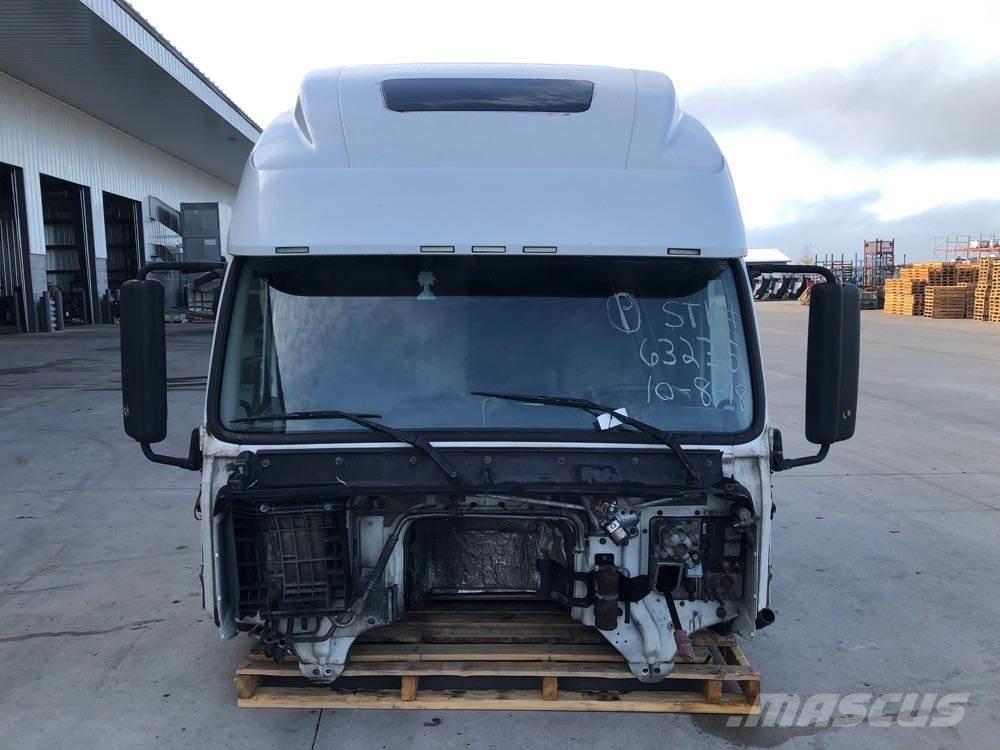 Volvo VNL Cabins and interior