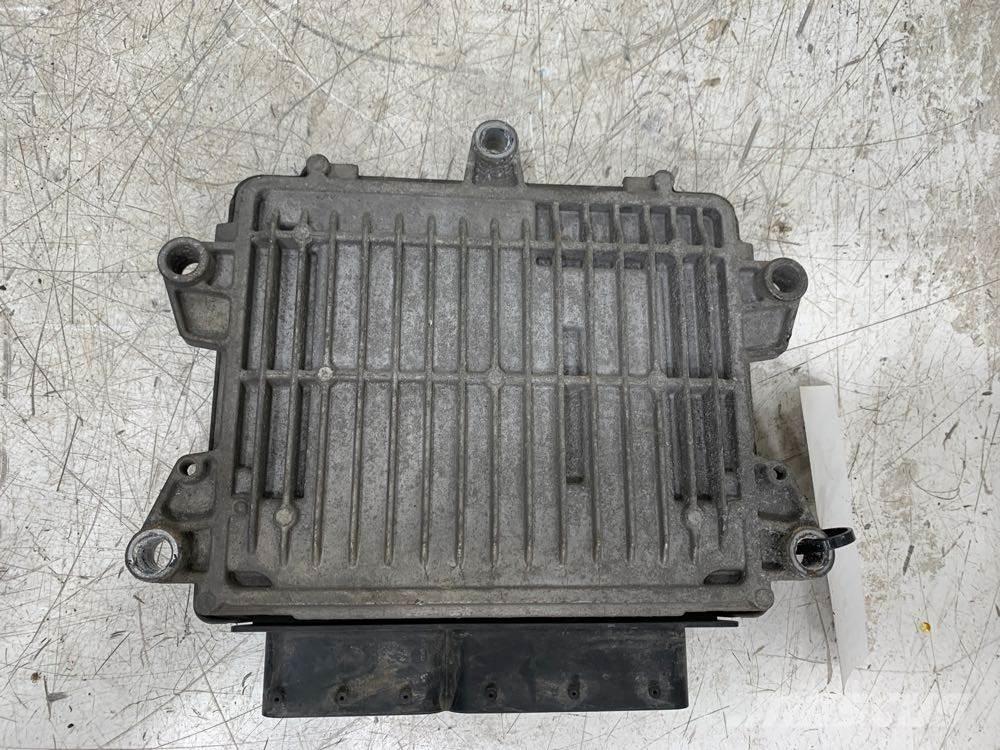 Volvo VNL Transportation - Others