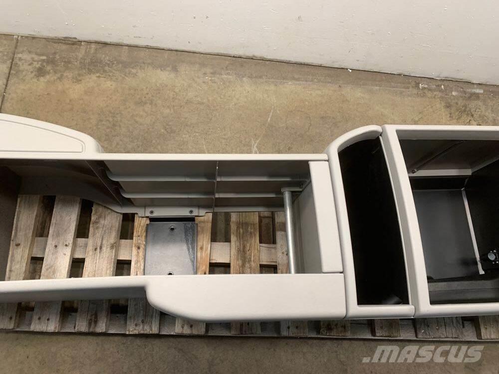 Volvo VNL Cabins and interior