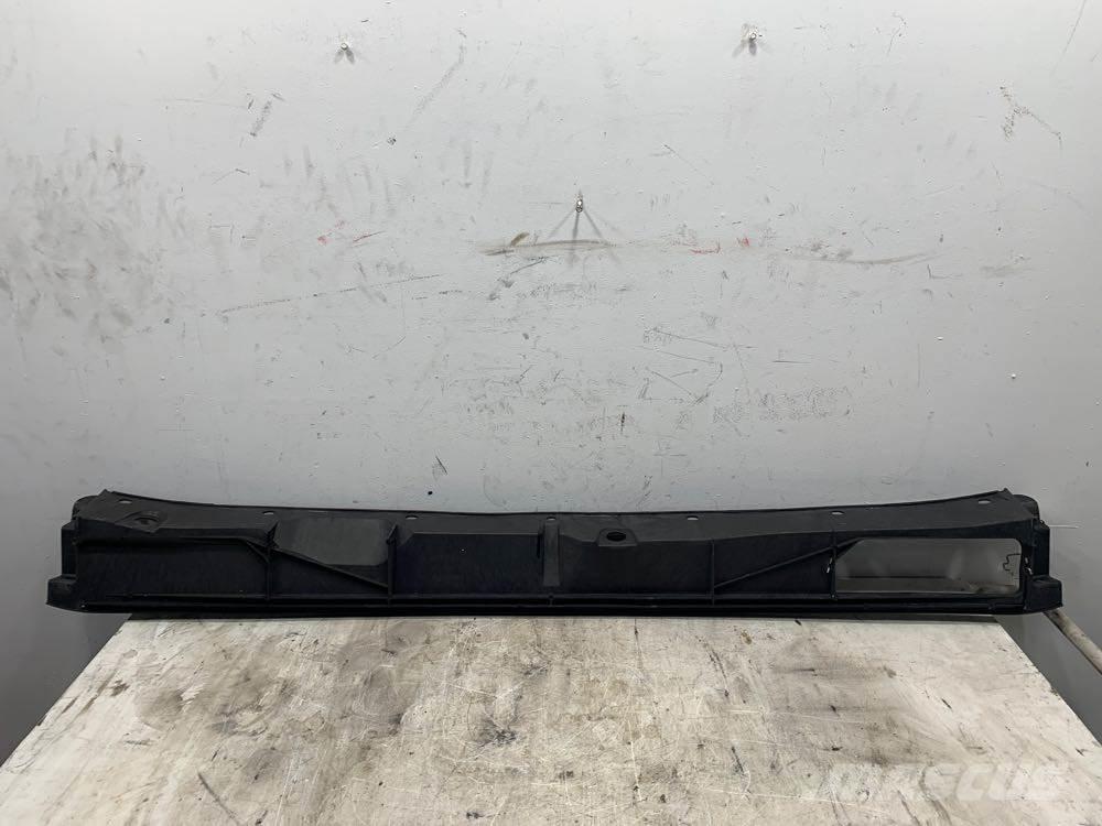 Volvo VNL Transportation - Others