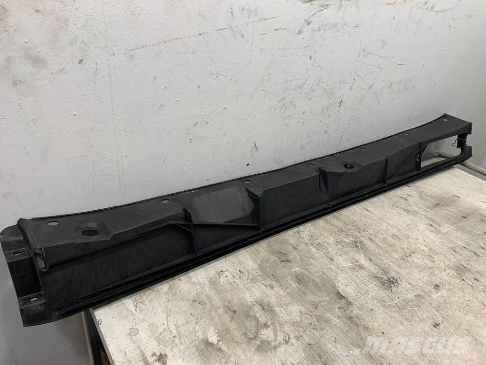 Volvo VNL Transportation - Others