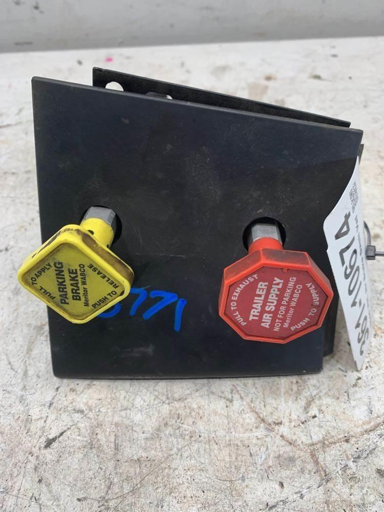 Volvo VNL Transportation - Others