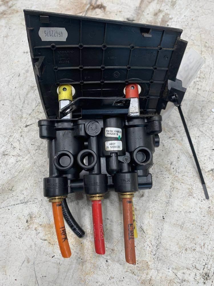 Volvo VNL Transportation - Others