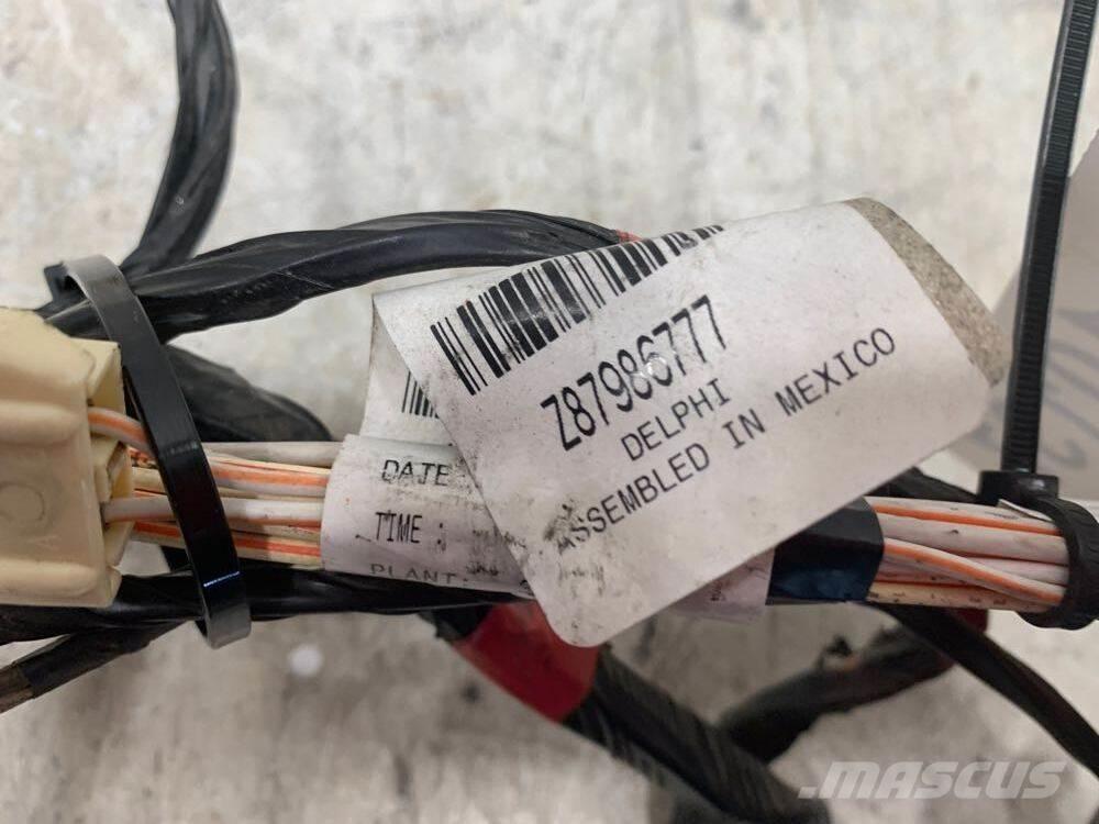 Volvo VNL Transportation - Others