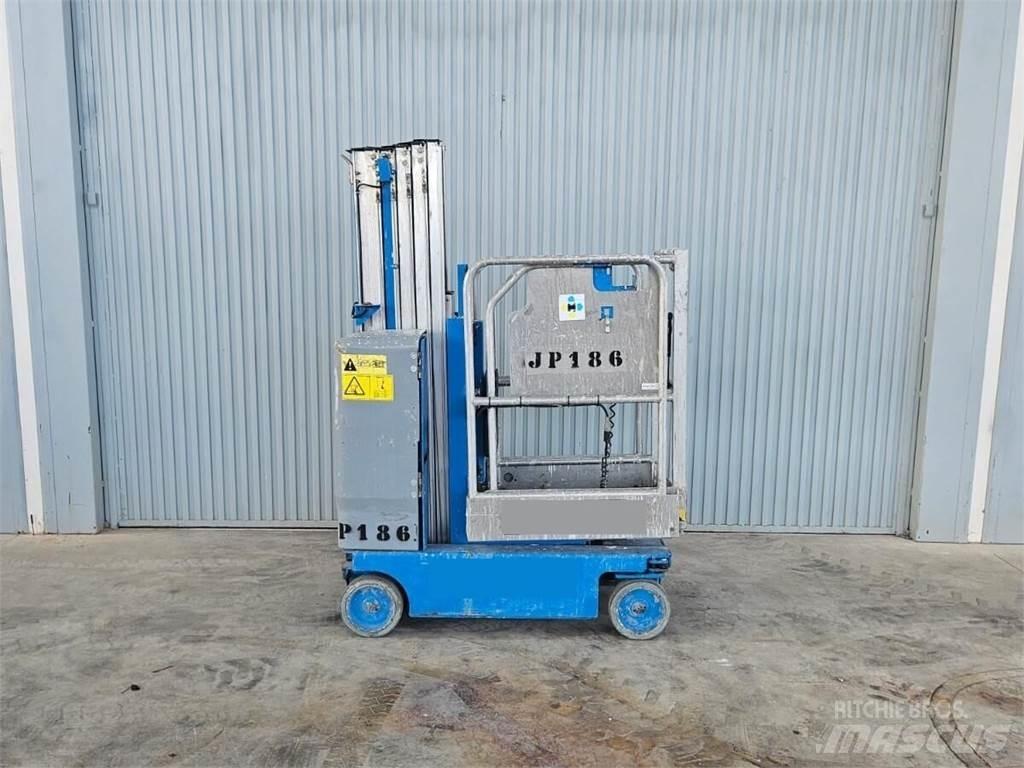 Genie GR-20 Vertical mast lifts