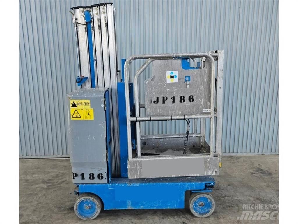 Genie GR-20 Vertical mast lifts
