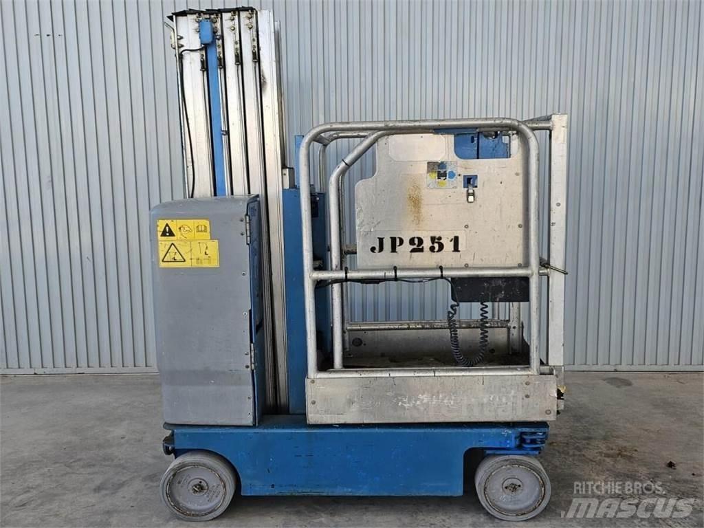 Genie GR-20 Vertical mast lifts