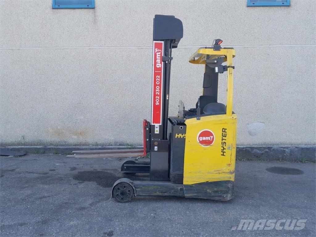 Hyster R1.4 Reach trucks