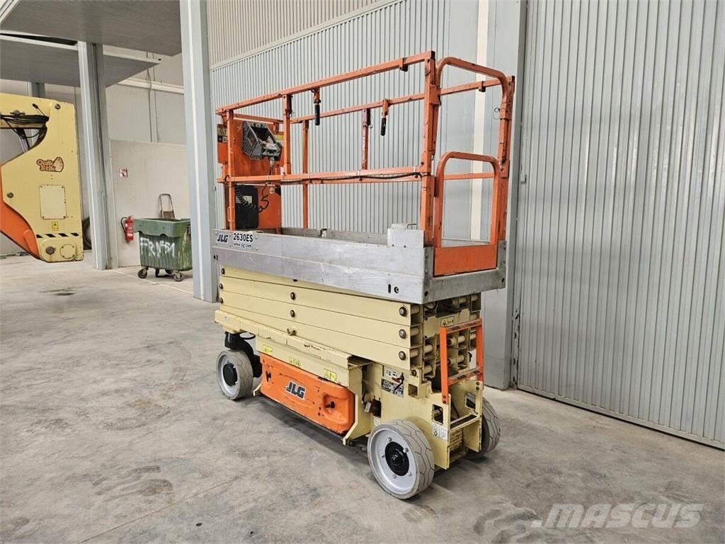 JLG 2630 ES Scissor lifts