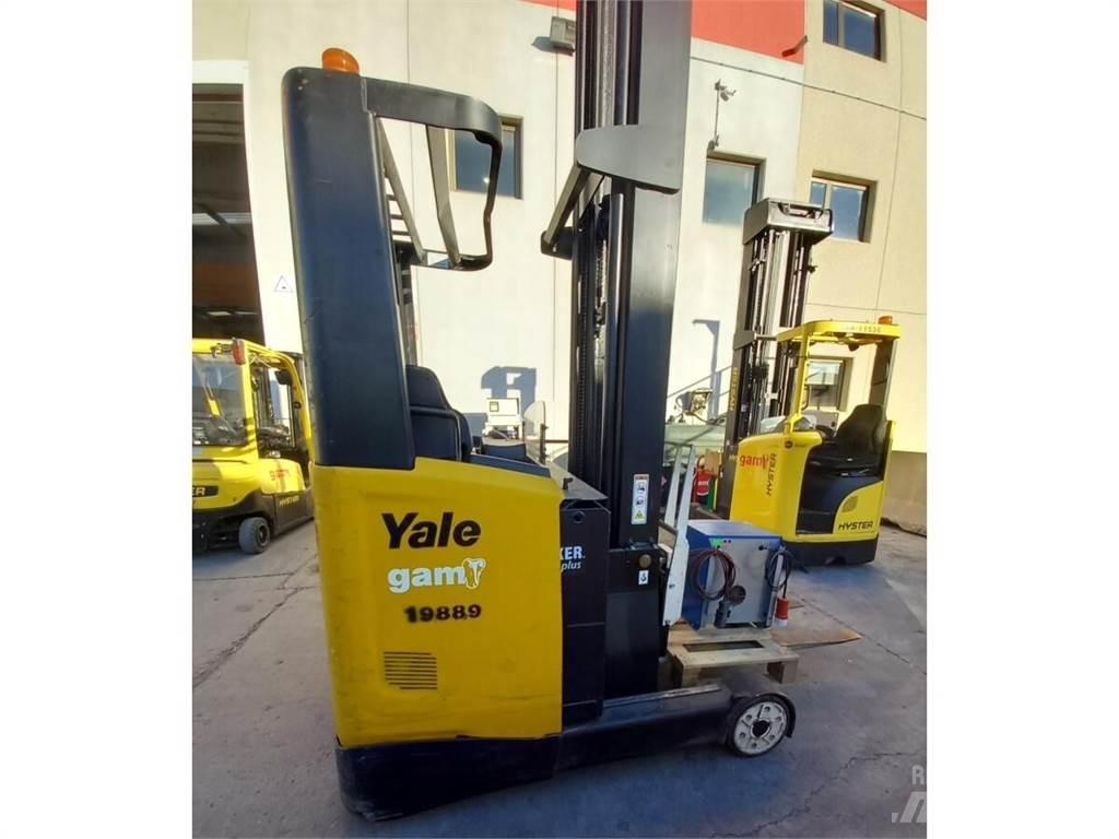 Yale MR14 Reach trucks