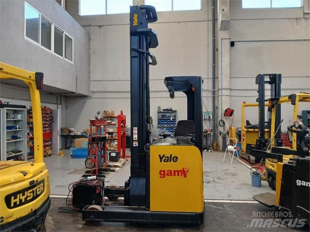 Yale MR14H Reach trucks