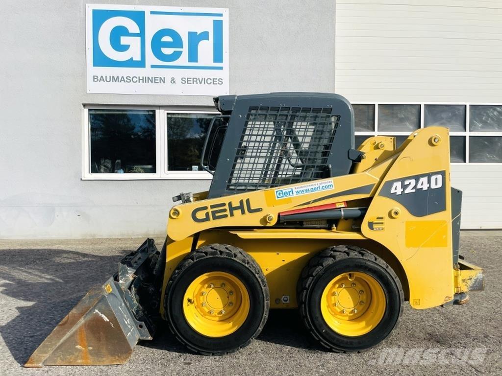 Gehl SL4240 Skid steer loaders
