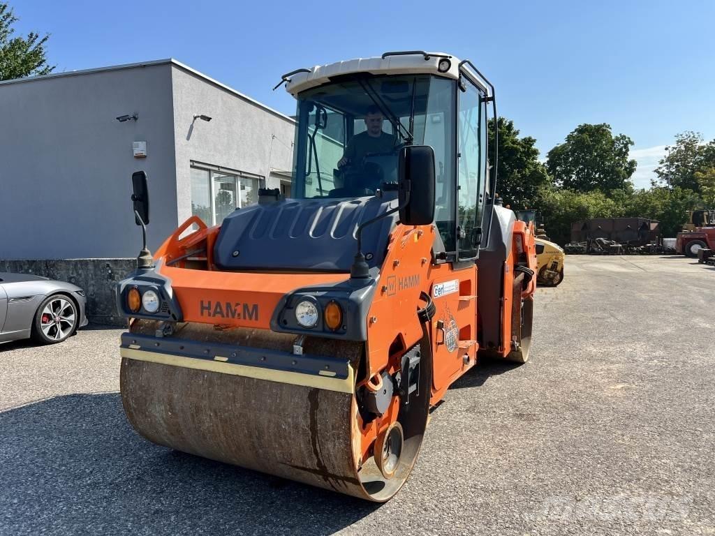 Hamm HD+90i VV Twin drum rollers