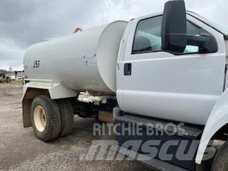 Ford F750 Water tankers