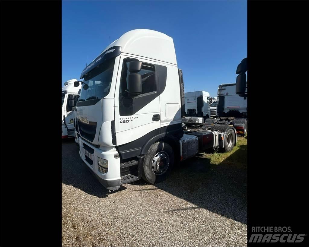 Iveco AS440S48 Box body trucks