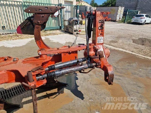 Gregoire RB7 Conventional ploughs
