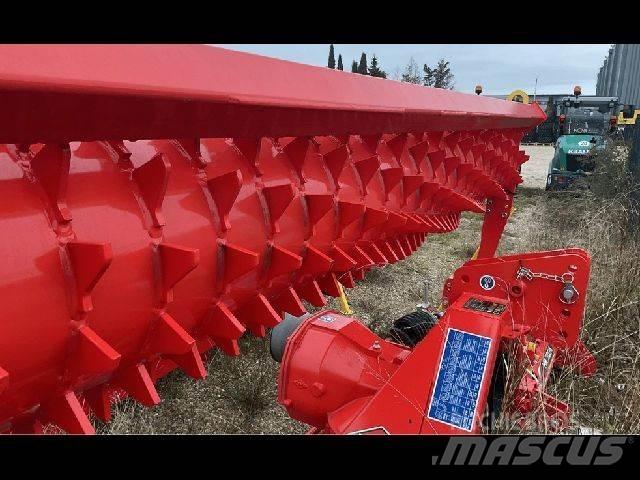 Kuhn HR 3004 Harrows