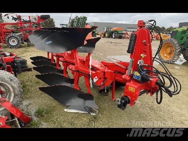Kuhn VM153 Conventional ploughs